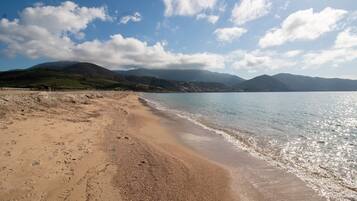 Playa en los alrededores