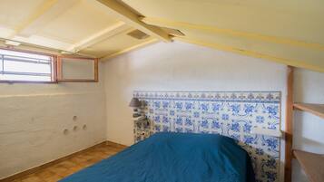 1 dormitorio, tabla de planchar con plancha, wifi gratis