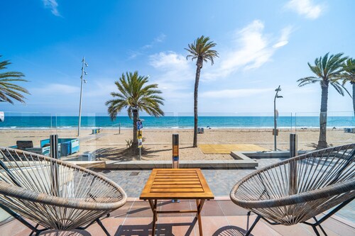 La Casa del Pescador Calafellmar with Sea View, Wi-Fi and Air Conditioning