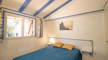 2 slaapkamers, een strijkplank/strijkijzer, gratis wifi