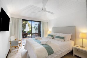 3 室のベッドルーム、アイロン / アイロン台、WiFi (無料)、ベッドシーツ