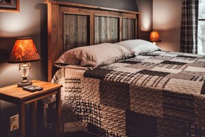 2 bedrooms, desk, free WiFi, bed sheets