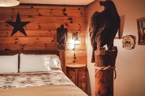 1 habitación, escritorio, wifi gratis y ropa de cama