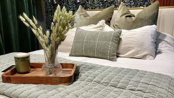 1 dormitori, wifi gratuïta i roba de llit