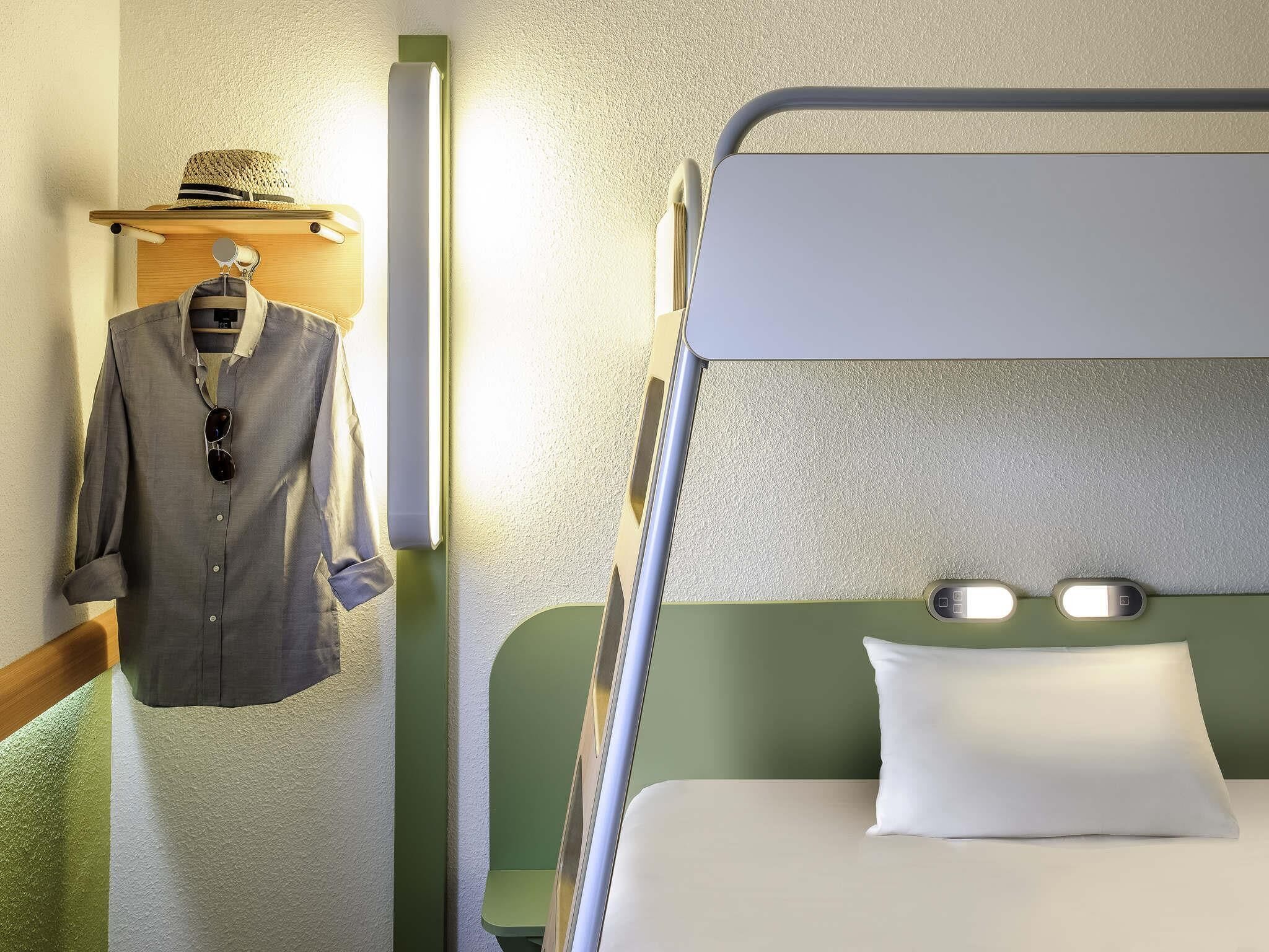 Standardzimmer, 1 Doppelbett | Schreibtisch, schallisolierte Zimmer, kostenloses WLAN, Bettwäsche