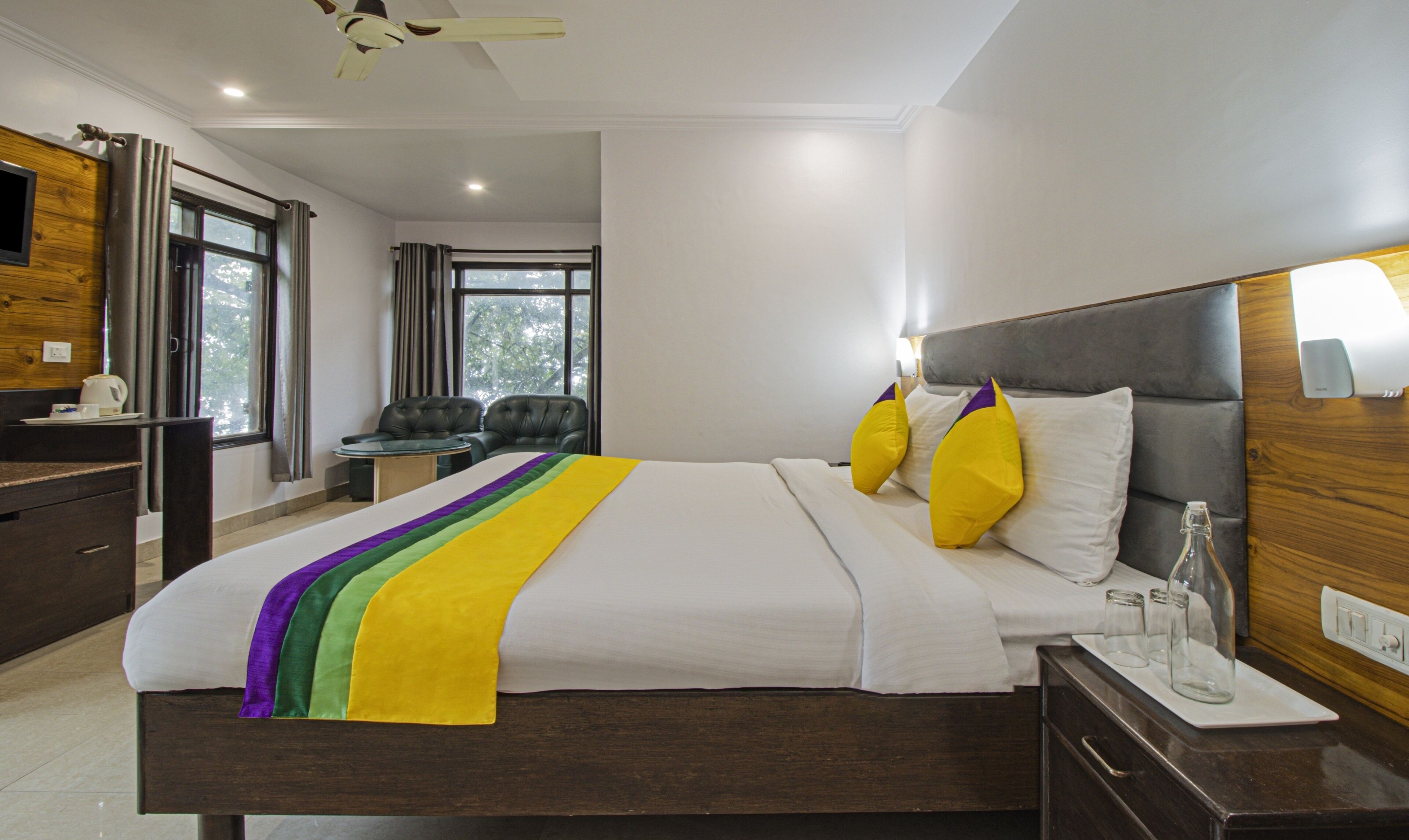 Deluxe Room | Soundproofing, iron/ironing board, rollaway beds, bed sheets