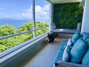 Property grounds - **Hidden Gem: Luxurious Oceanview Escape with Modern Amenities and Generator** (Lovenlund)