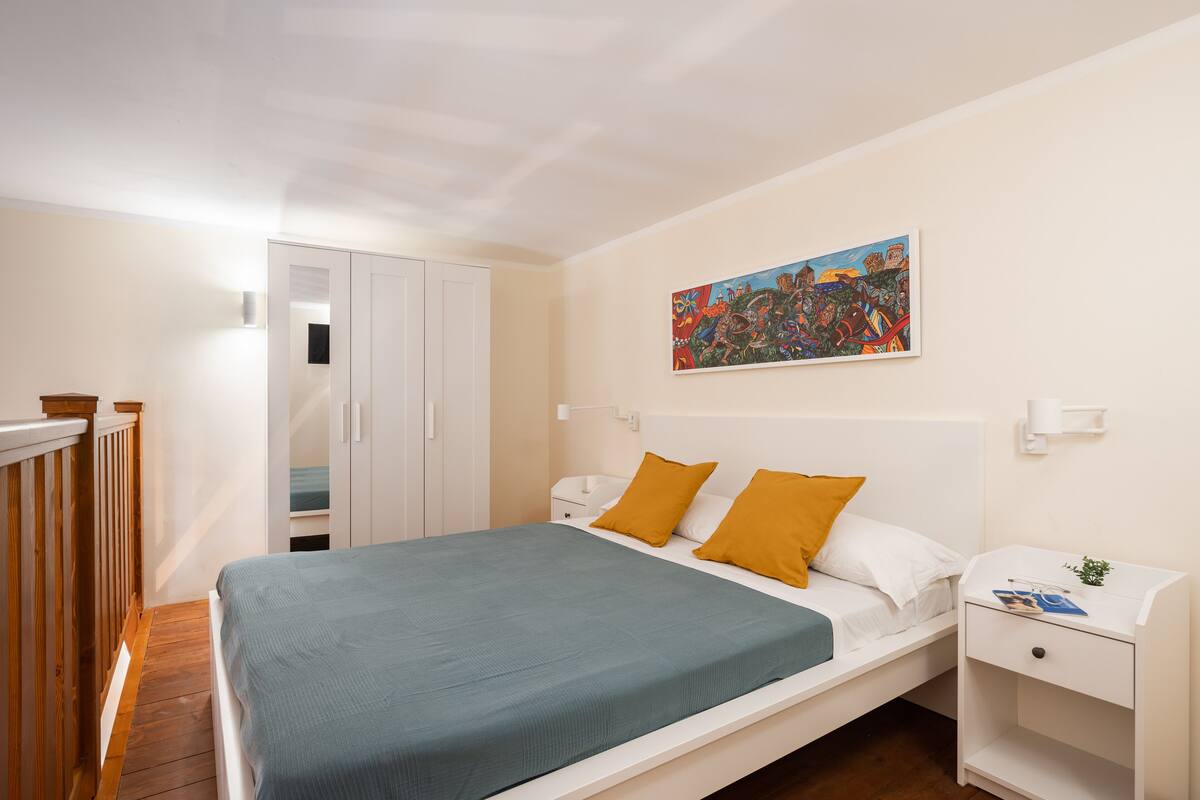 Appartement Deluxe | Literie hypoallergénique, couette en duvet d'oie, bureau