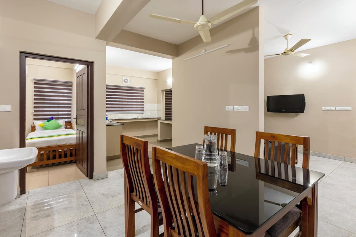 premium double room | desk, iron/ironing board