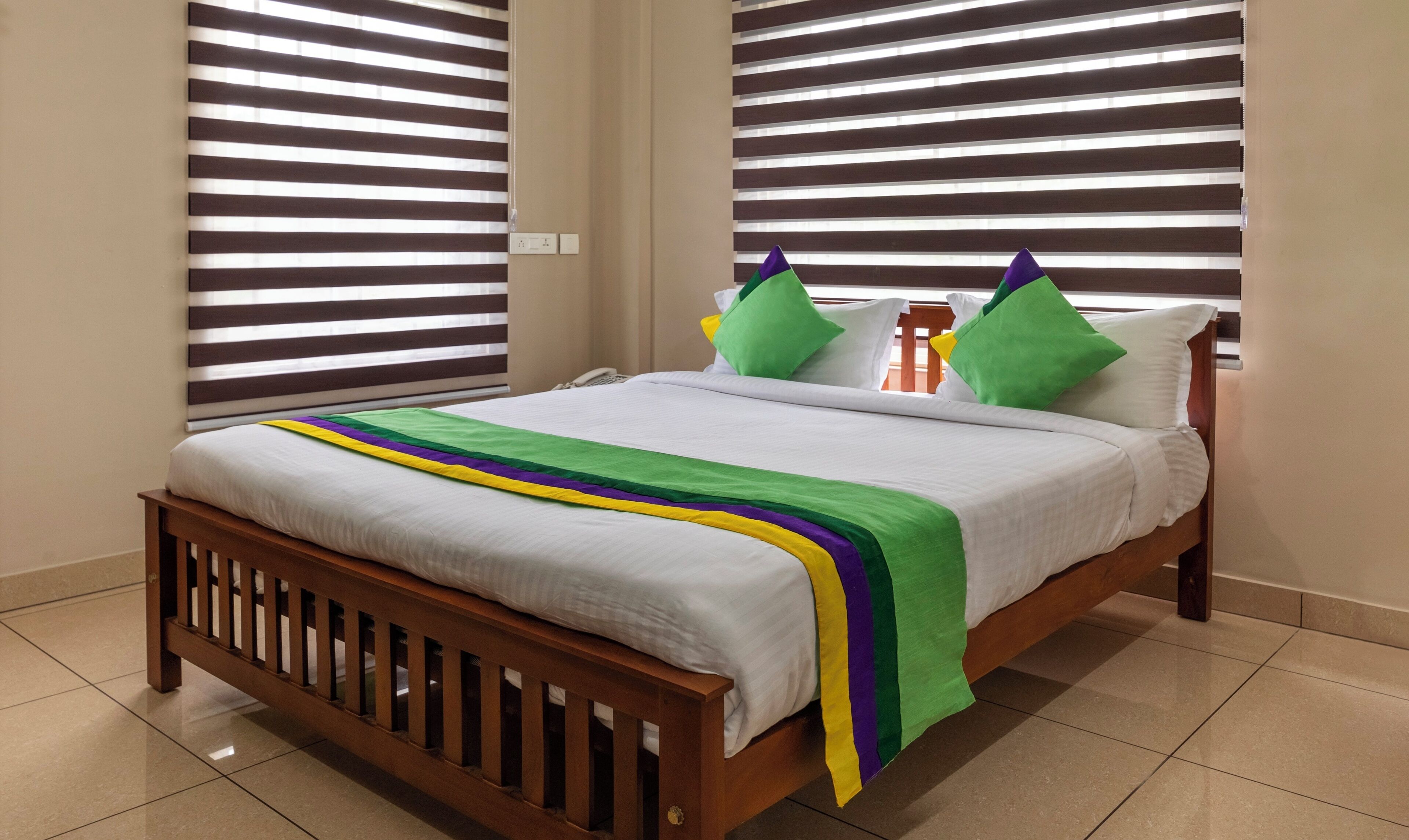 standard double room | desk, iron/ironing board