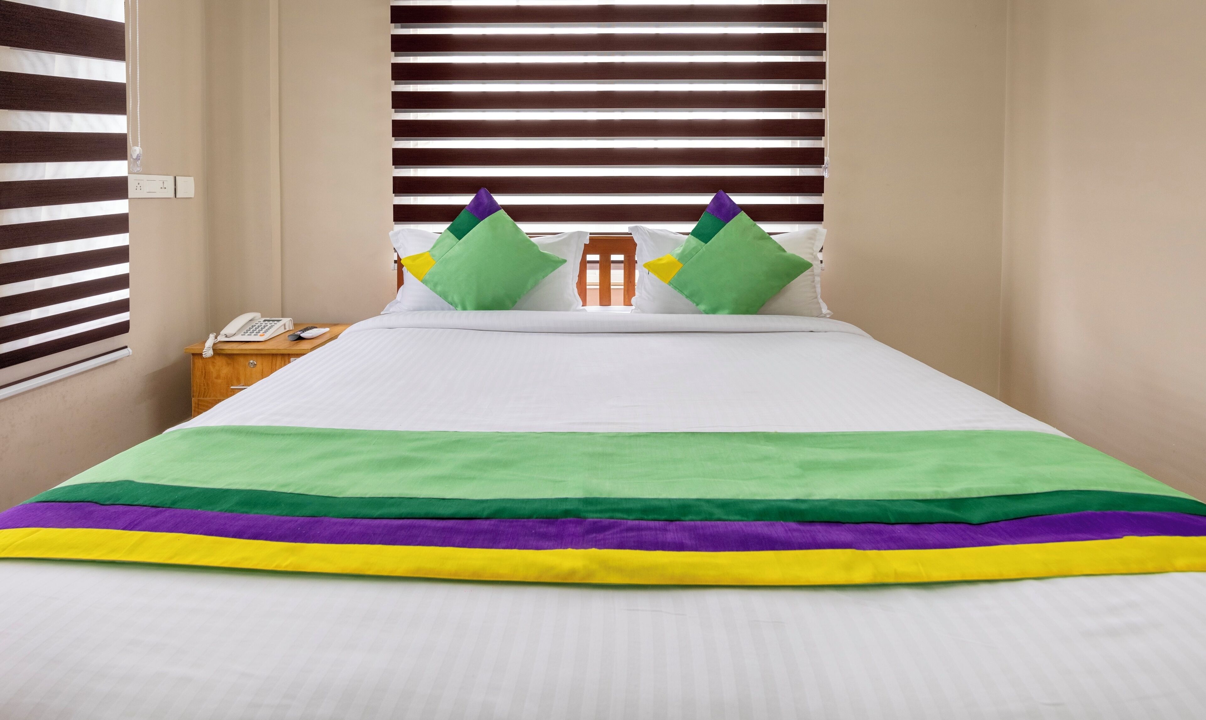 standard double room | desk, iron/ironing board