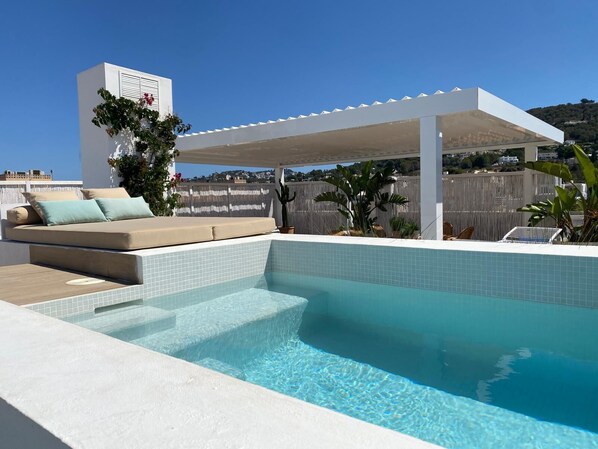 Outdoor pool - Stunning penthouse with private pool and barbeque in Jesús (ibiza)