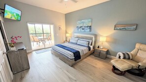 3 bedrooms, desk, iron/ironing board, travel cot