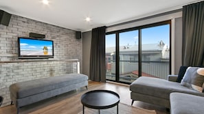 TV - Lawlers 29 - Mt Hotham (Hotham Heights)