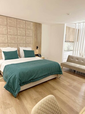 Minibar, coffres-forts dans les chambres, chambres insonorisées