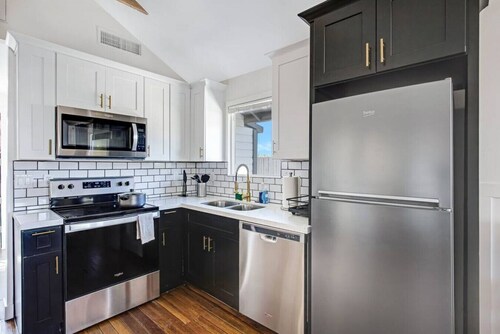 Oregon · Vintage Bungalow - Heart of Downtown Chandler