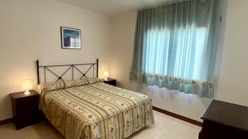 3 dormitorios y ropa de cama