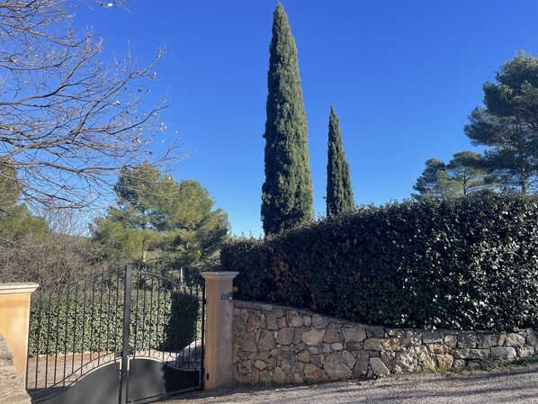 Enceinte de l’hébergement