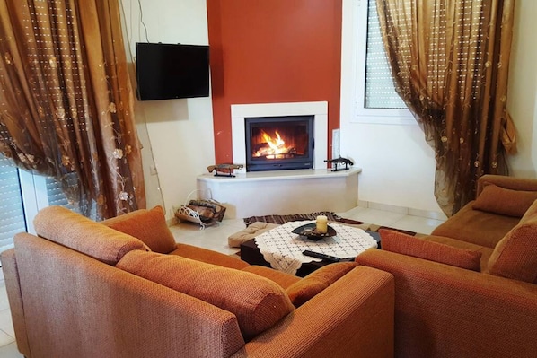 House | 3 bedrooms - Sweet Little Home Trikala (Pyli)