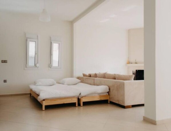 House, Smoking | 1 bedroom - Rock in the Yard in Kalampaka (Kalabaka)