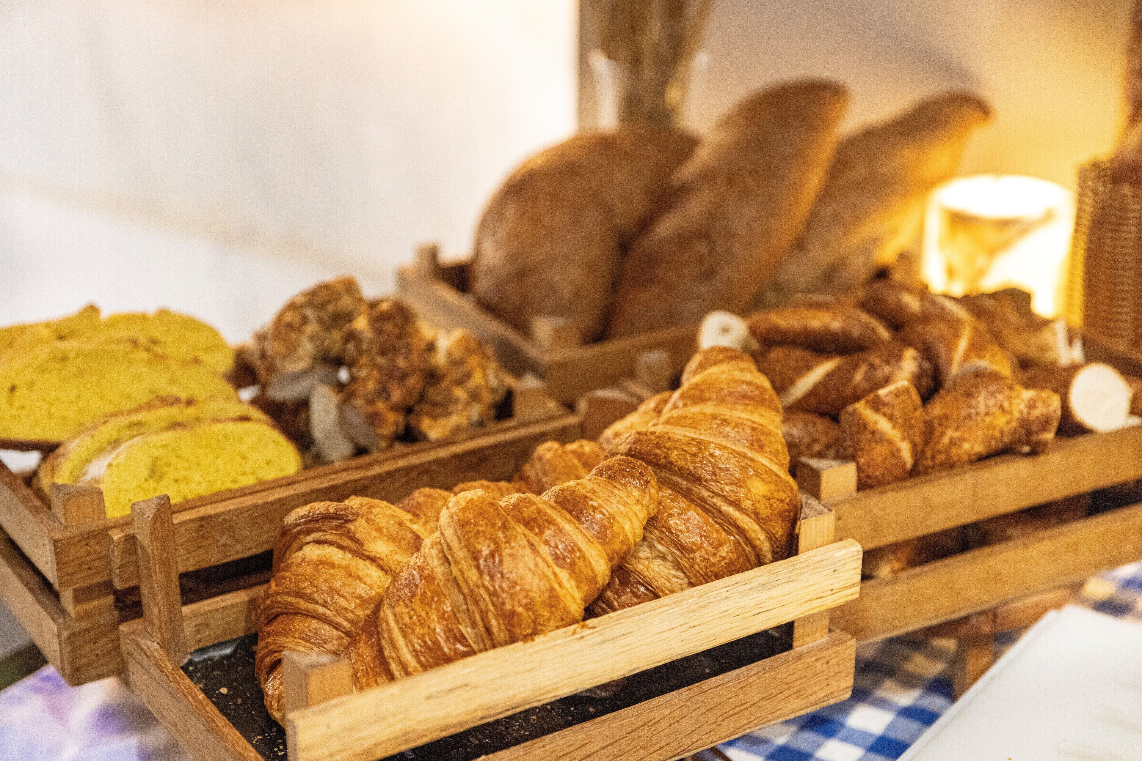 Daily buffet breakfast (EUR 15 per person)