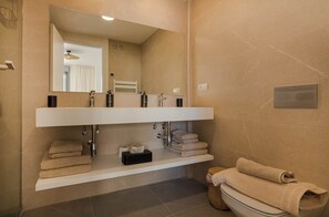 Hair dryer, towels