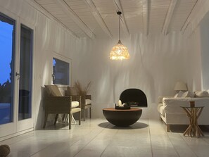 Villa | Interior