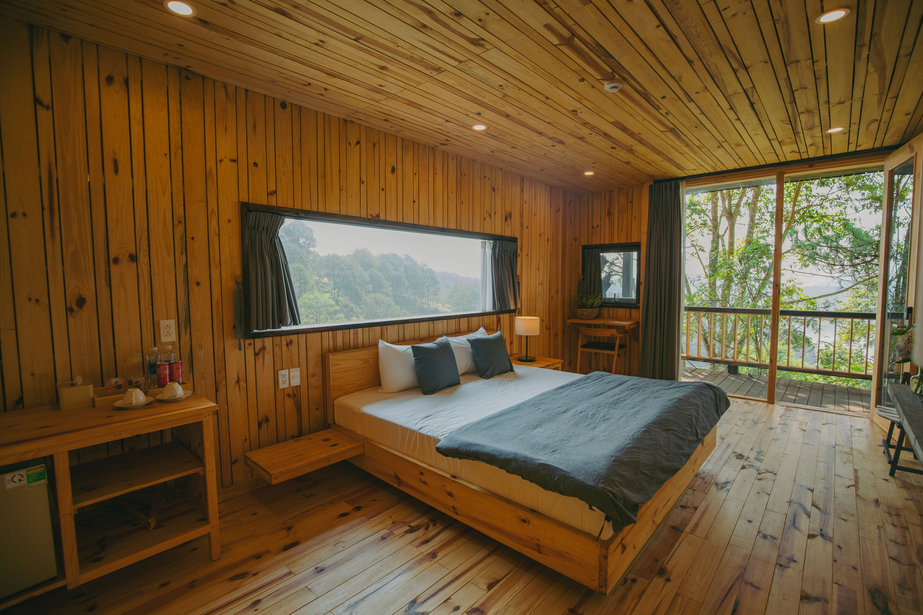 Deluxe Bungalow, Balcony, Lake View