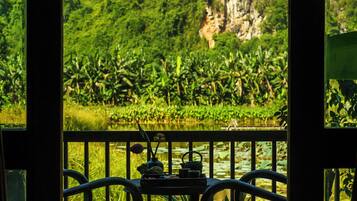 Rom House (King Bed) | Vistas a la montaña