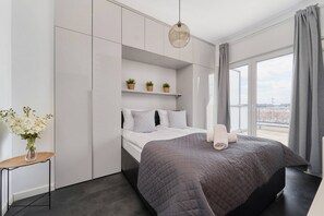 1 chambre, fer et planche à repasser, lit parapluie, Wi-Fi