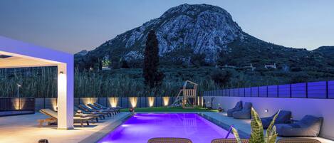 Outdoor pool, a heated pool