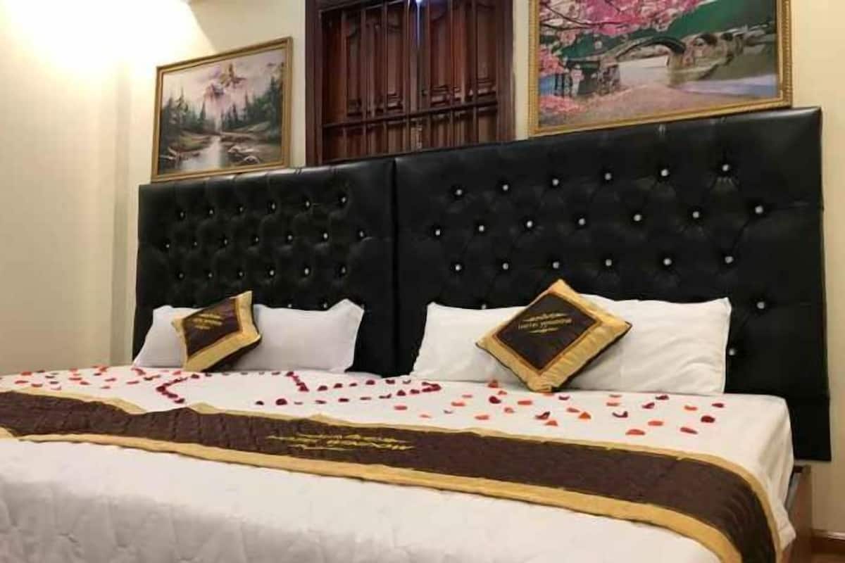 Minibar, Schreibtisch, Verdunkelungsvorhänge, schallisolierte Zimmer