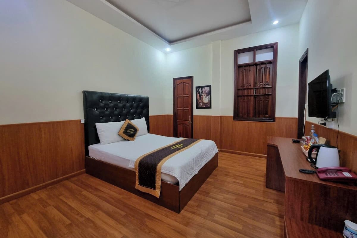 Quarto casal | Frigobar, escrivaninha, cortinas blackout, quartos à prova de som