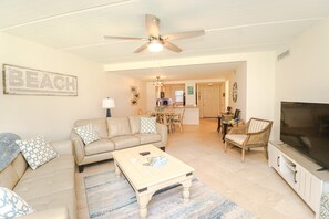 Fernseher, DVD-Player