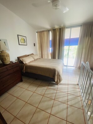 4 soverom, strykejern/-brett, wi-fi og sengetøy