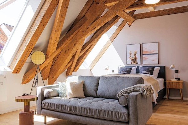 Suite | Coin séjour | Télévision de 50 pouces avec chaînes par satellite