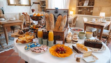 Kontinental morgenmad hver dag mod et gebyr