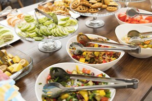 Desayuno buffet incluido todos los días