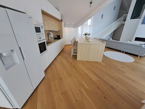 冰箱、烤箱、炉灶、洗碗机