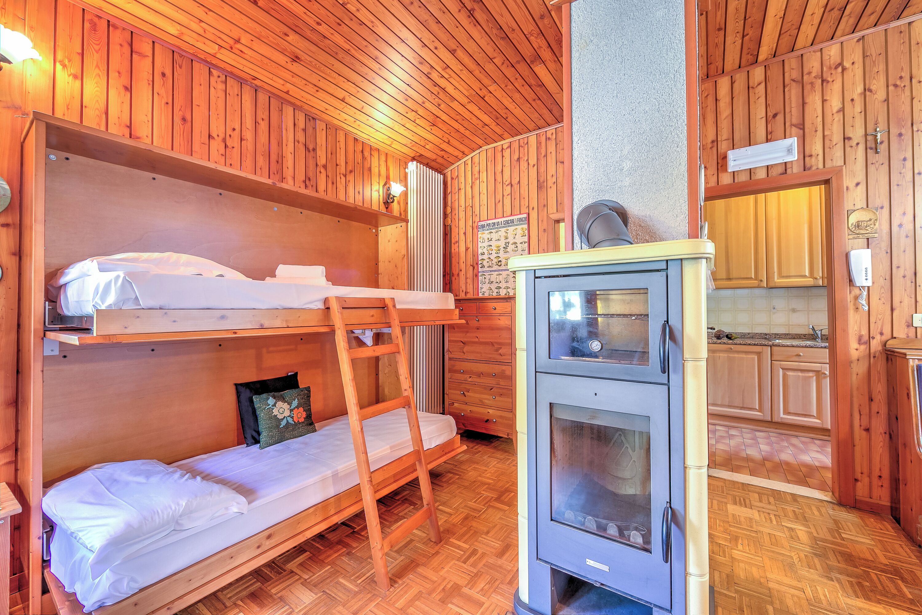 Standard Studio, Mountain View, Lakeside (Casa Gioiosa) | Free WiFi, bed sheets