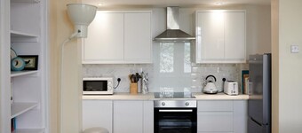 Swan Cove Gourock 1 bedroom apartment with stunning sea views