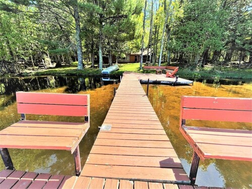The Cottage on Schnur Lake