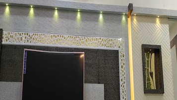 Luxury Villa | 2 bedrooms, free WiFi, bed sheets