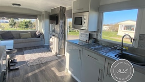 Apartment | Private kitchen - 3 Bedroom Caravan - Golden Palm Resort (Skegness)