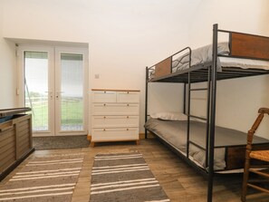 Cottage | 4 slaapkamers, individueel gedecoreerd, individueel gemeubileerd