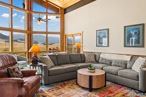 Smart TV, lettore DVD, impianto stereo