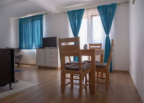 Design Apartment | In-room dining - Casa Del Durmitor (Moticki Gaj)