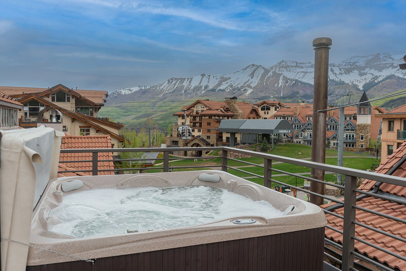 Blue Mesa 2 - 3 Bd, 3Ba - Sleeps 12 Luxury Ski, Hike, Bike, Relax In and Out