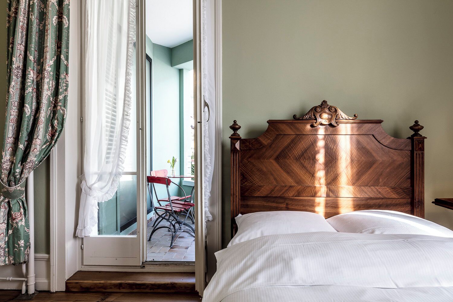 Kamar Romantis, balkon | Brankas dan didekorasi berbeda-beda