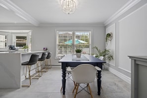 Dining - Updated home with canal & hot tub in backyard. Close to everything! (Oakdale)